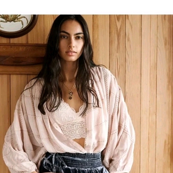 Anthropologie Tops - Anthropologie Sarabeth Textured Button Down Blouse Size S Pink Oversized